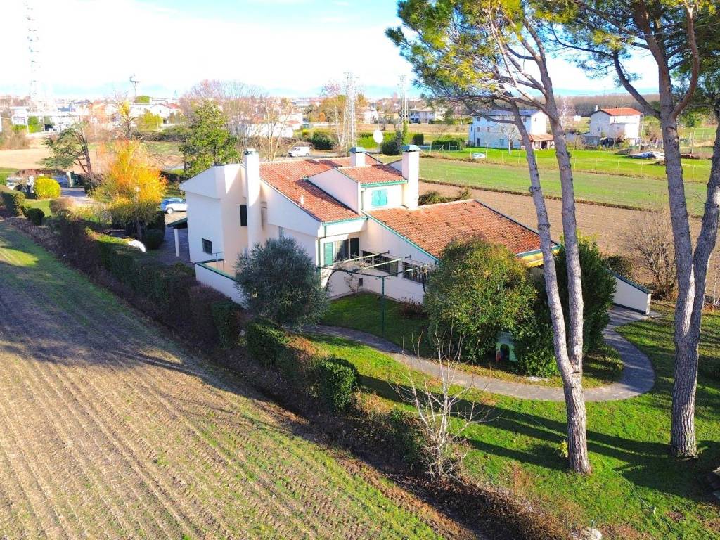 Villa a Latisana - Foto 2