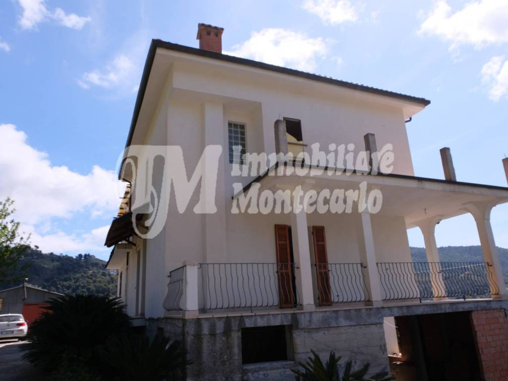 Villa a Vallebona in Via Giuseppe Guglielmi - Foto 2