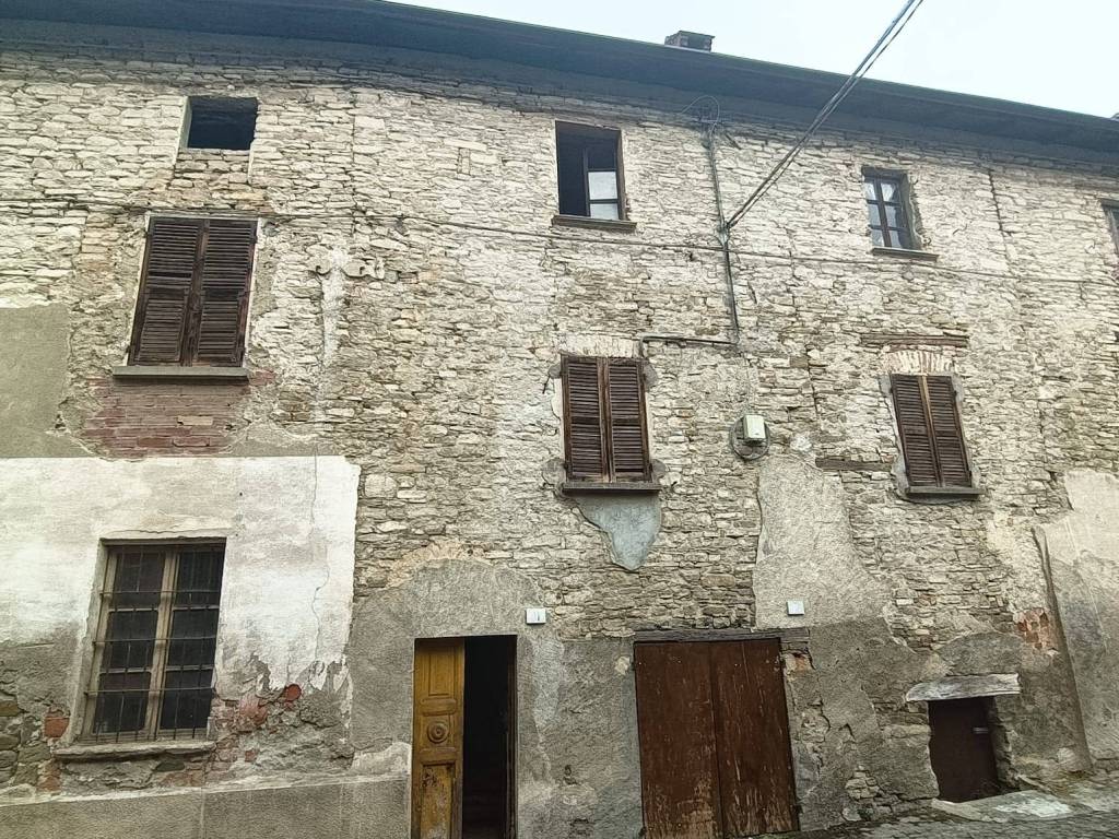 Casa indipendente a Monastero bormida in Via Camillo Benso di Cavour - Foto 4