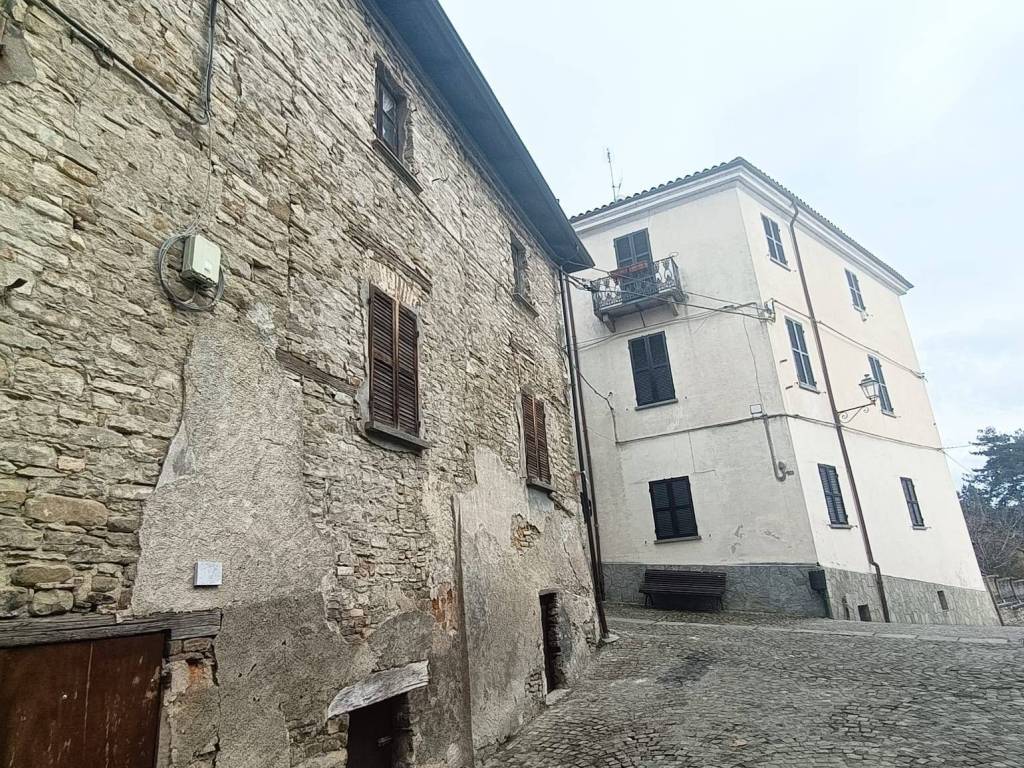 Casa indipendente a Monastero bormida in Via Camillo Benso di Cavour - Foto 5