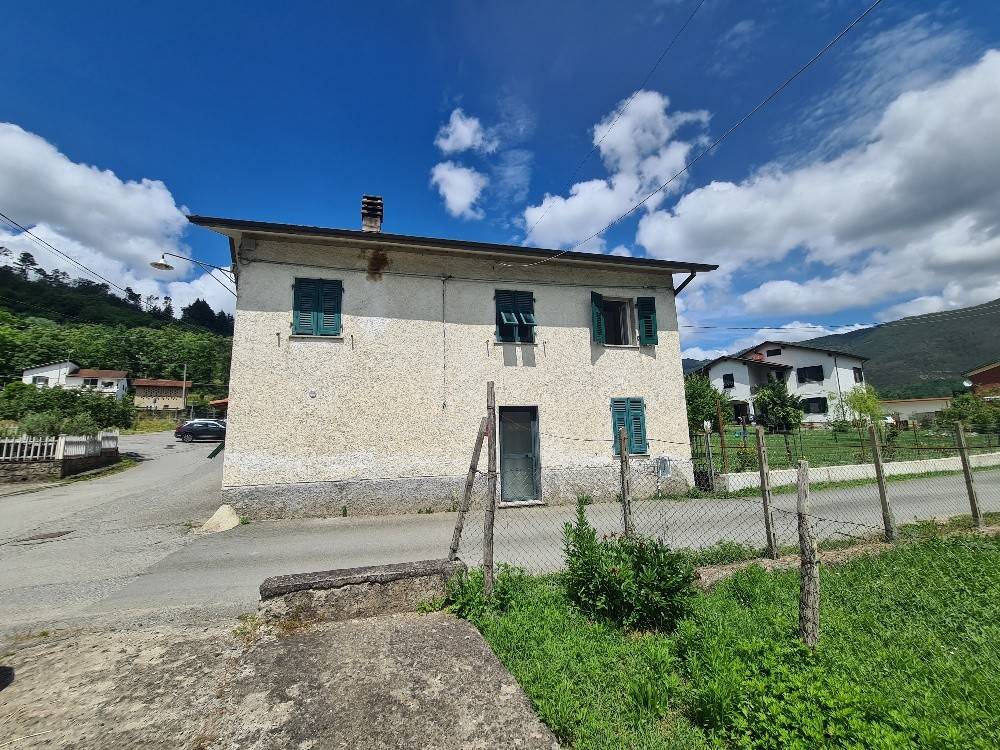 Villa a Beverino in Via Piano - Foto 2