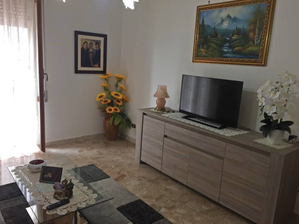 Appartamento a Ceglie messapica in Via Venezia - Foto 3