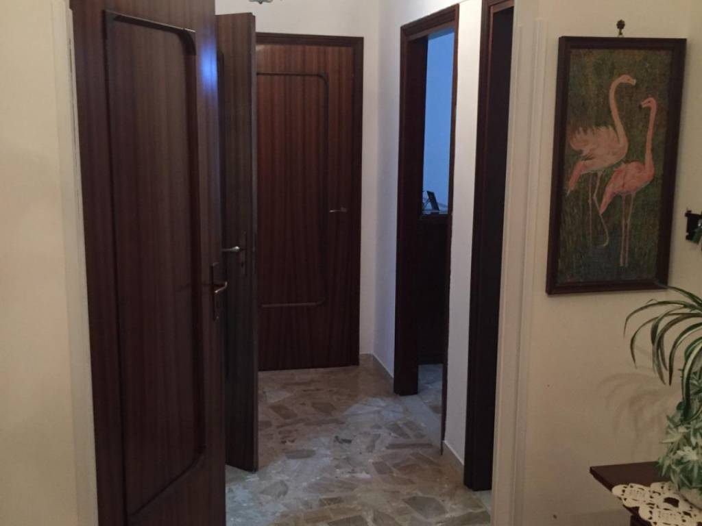 Appartamento a Ceglie messapica in Via Venezia - Foto 4