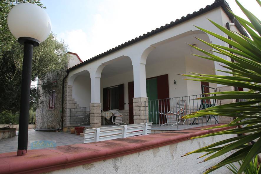 Villa a Ceglie messapica in sp22 - Foto 2