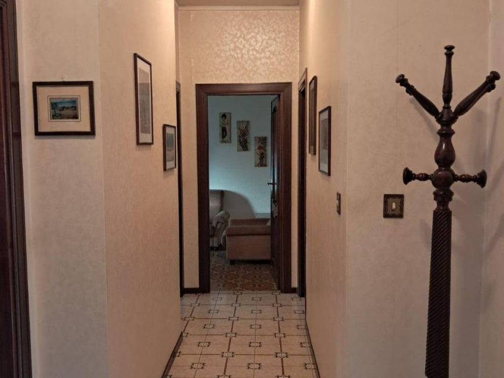 Appartamento a Frosinone in Piazza Volturno - Foto 3