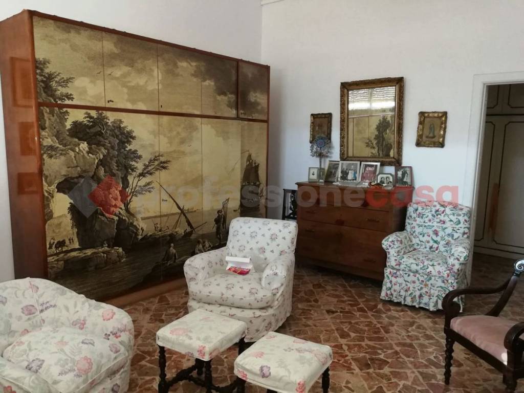 Appartamento a Ceglie messapica in piazza plebiscito, 1 - Foto 3
