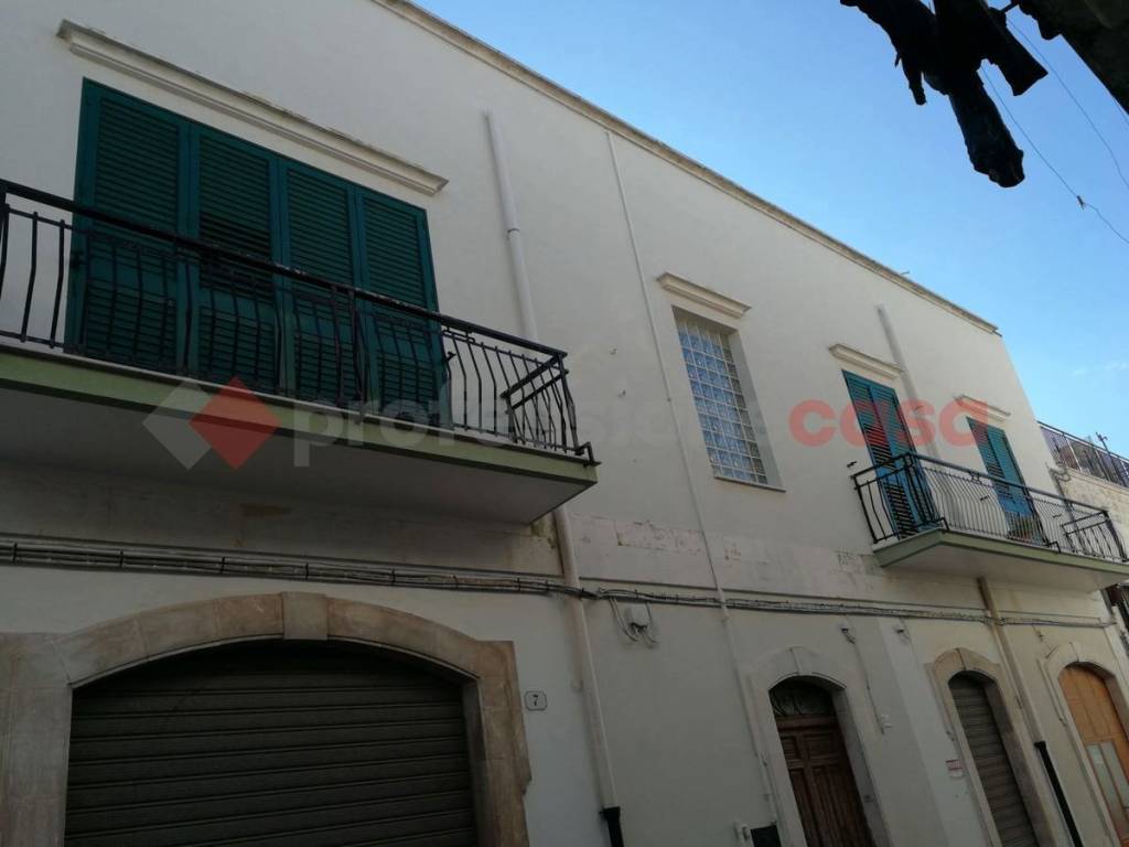 Appartamento a Ceglie messapica in piazza plebiscito, 1 - Foto 4