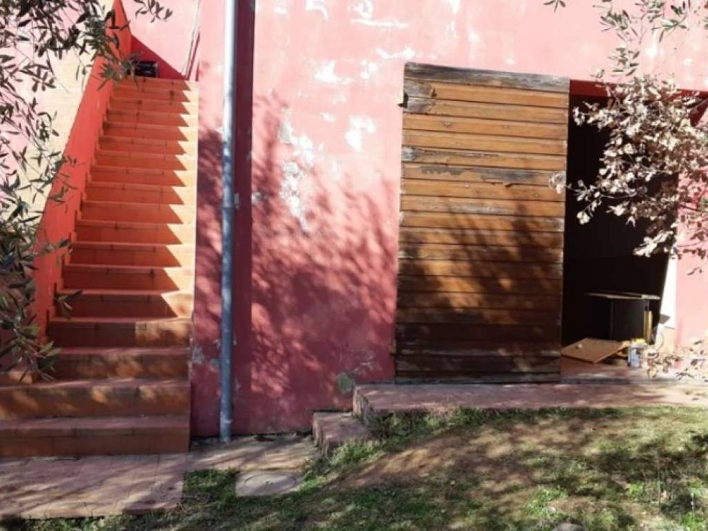 Palazzo / stabile a Terranuova bracciolini in via setteponti levante 96 - Foto 2