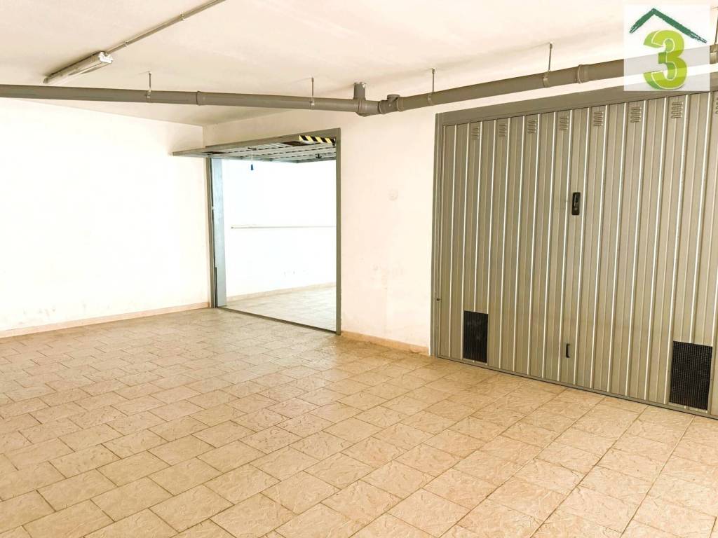 Box / garage a Tricase in Via Antonio Maria Valsalva - Foto 4