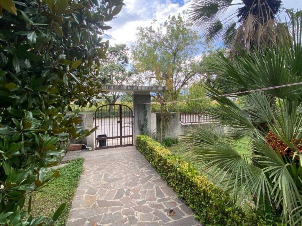 Villa a Cepagatti in Via Sibilla Aleramo, 4 - Foto 3