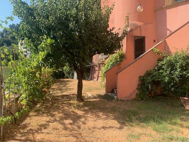 Villa a Savona in Via Nazionale Piemonte, 3 - Foto 3
