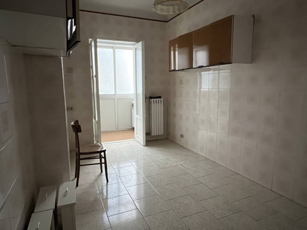 Appartamento a Taranto in via Pola, 72 - Foto 4