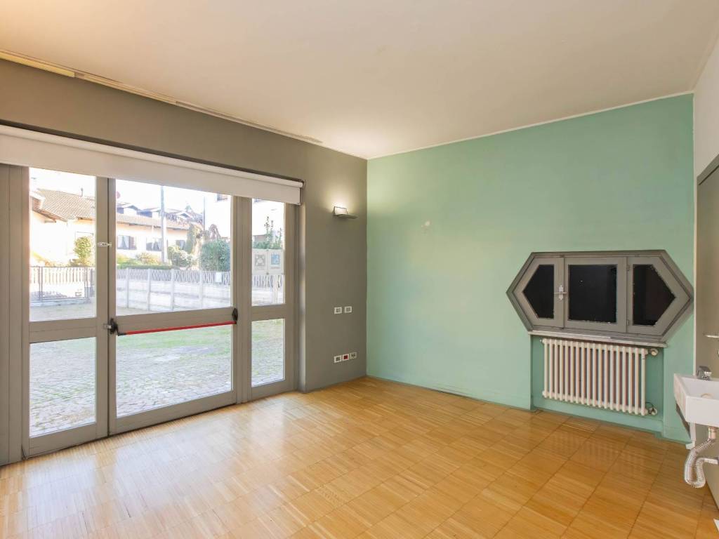 Palazzo / stabile a Busto arsizio in Viale Stelvio, 125 - Foto 4