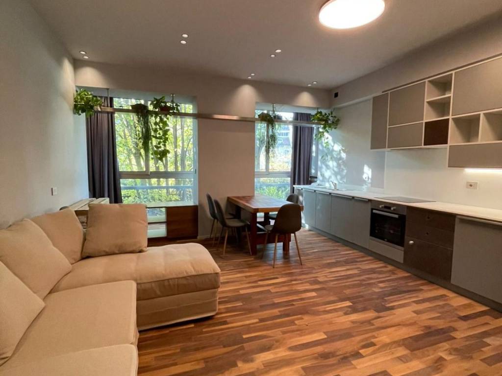 Appartamento a Milano in Via Broletto, 37 - Foto 1