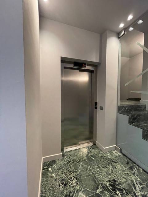 Appartamento a Milano in Via Broletto, 37 - Foto 2