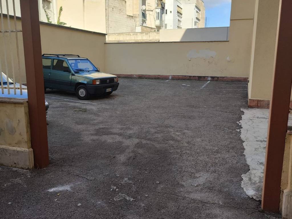 Appartamento a Taranto in Via Pola, 24 - Foto 3