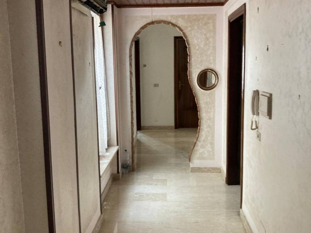 Appartamento a Ceglie messapica in Via Pasquale Gatti - Foto 2