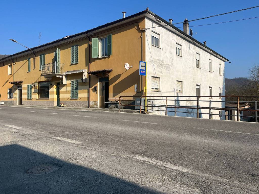 Villa a Canelli in Corso della Libertà - Foto 2