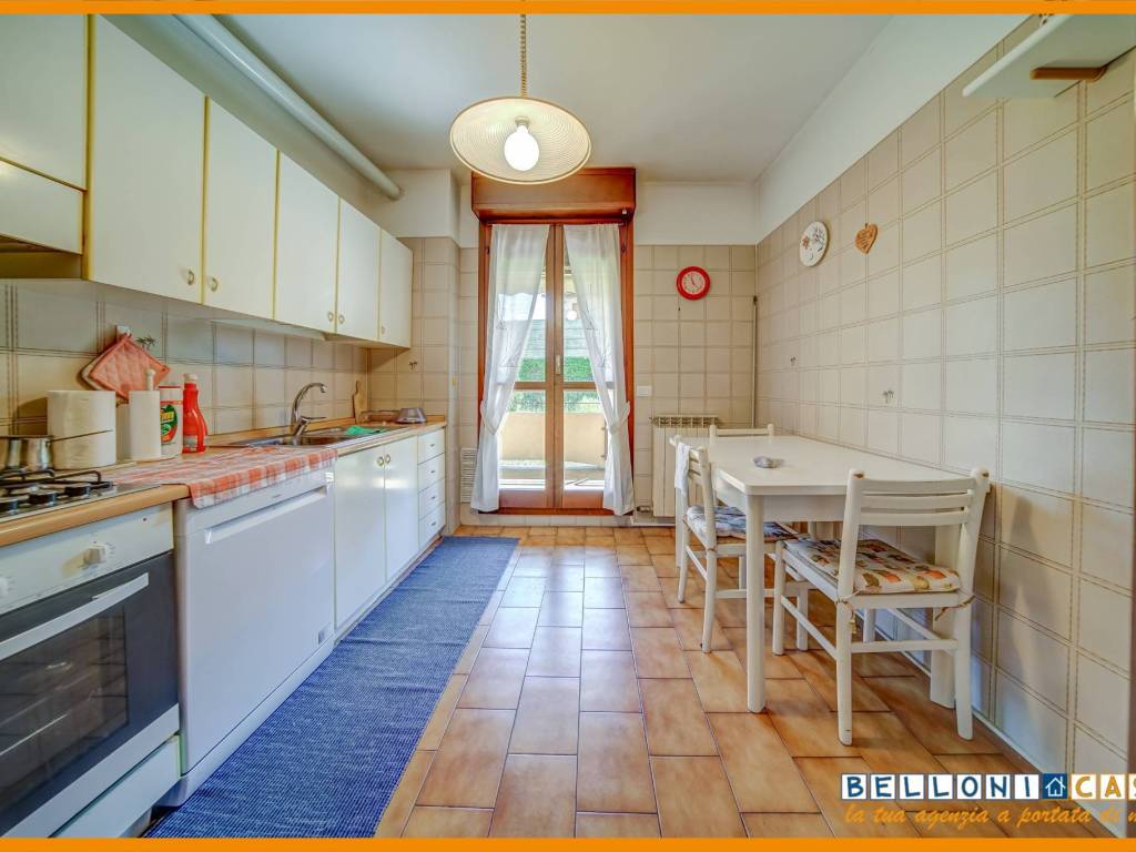 Appartamento a Morazzone in Via Alessandro Volta - Foto 3