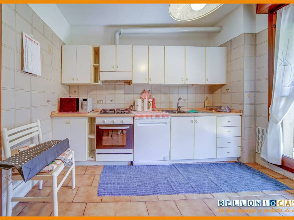 Appartamento a Morazzone in Via Alessandro Volta - Foto 4