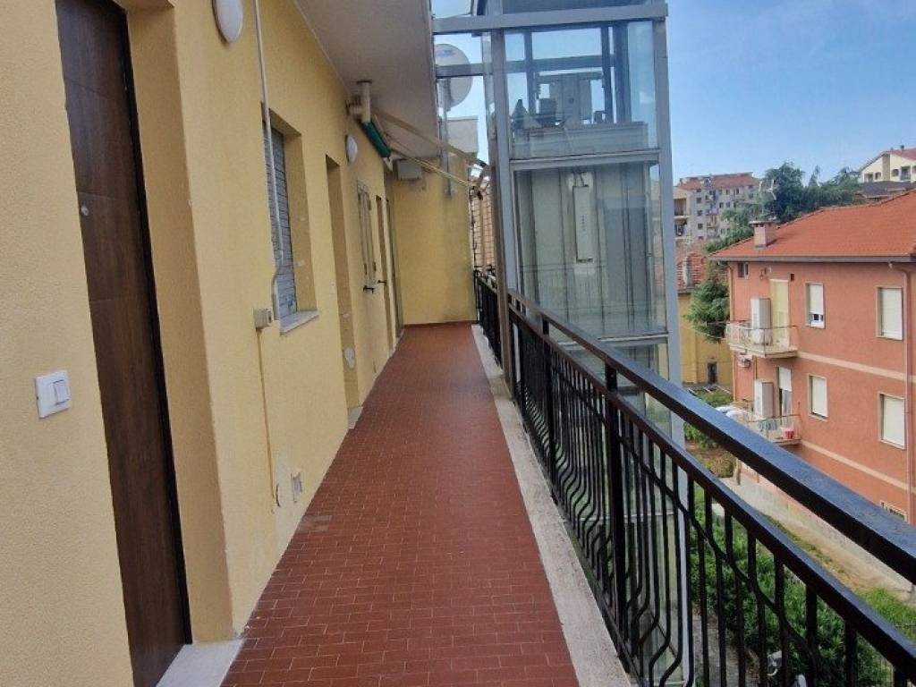 Appartamento a Andora in Via Camillo Benso di Cavour - Foto 5