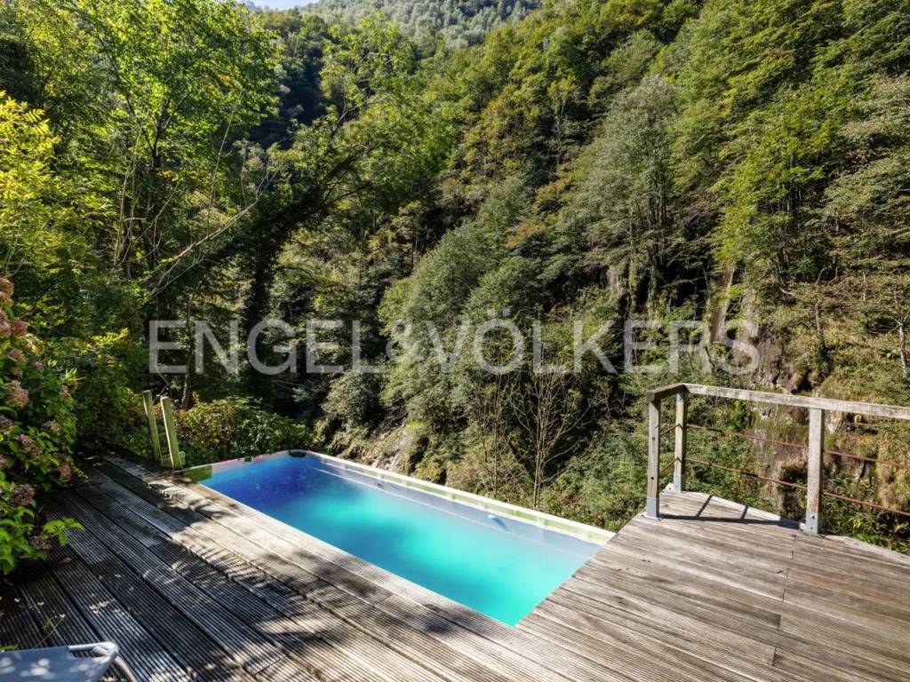 Villa a Valle cannobina in Via Provinciale - Foto 2