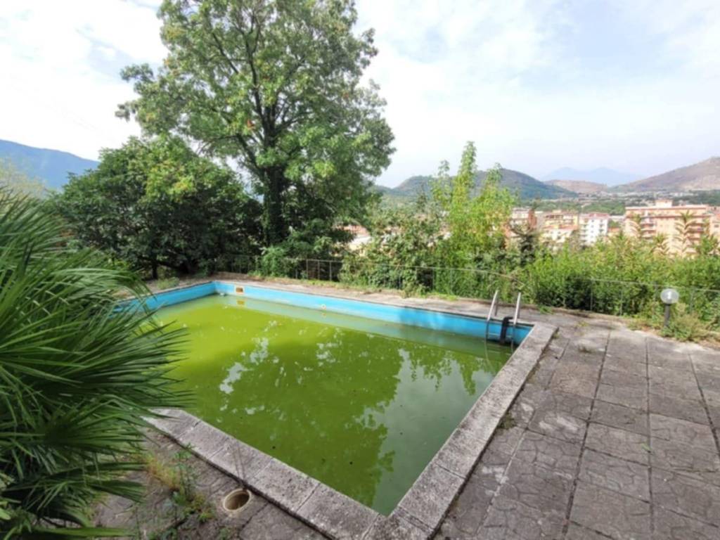 Villa a Roccapiemonte in Via Mandrizzo - Foto 4
