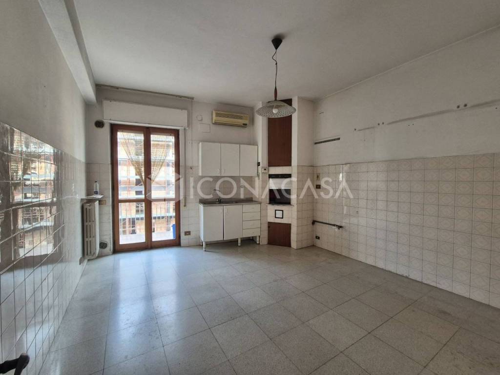 Appartamento a Andria in Via Gioacchino Poli - Foto 5