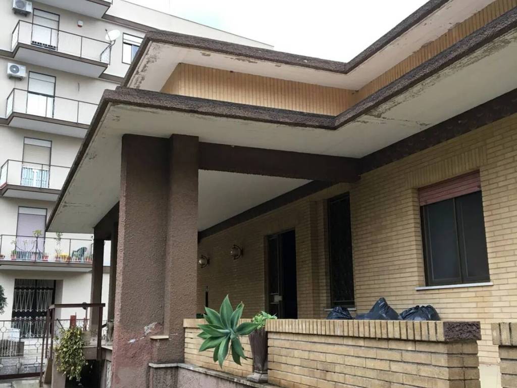 Villa a Palermo in Via Sferracavallo S.N.C. - Foto 4