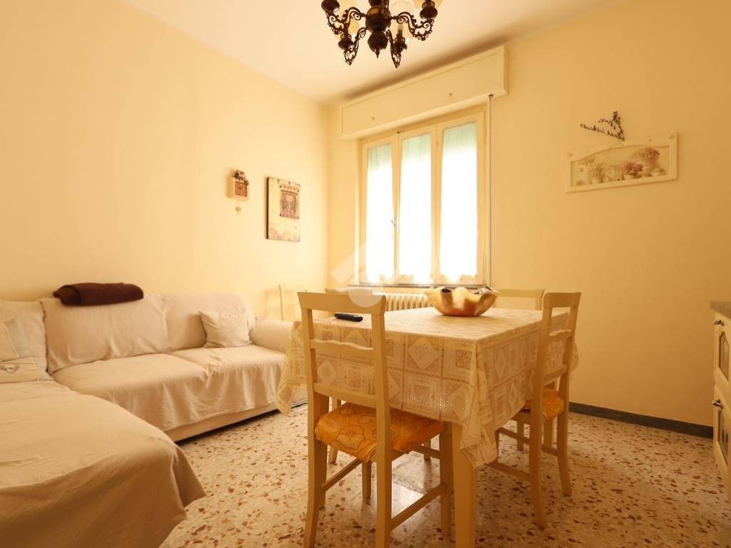 Appartamento a Alba adriatica in Via Delfico, 6 - Foto 3