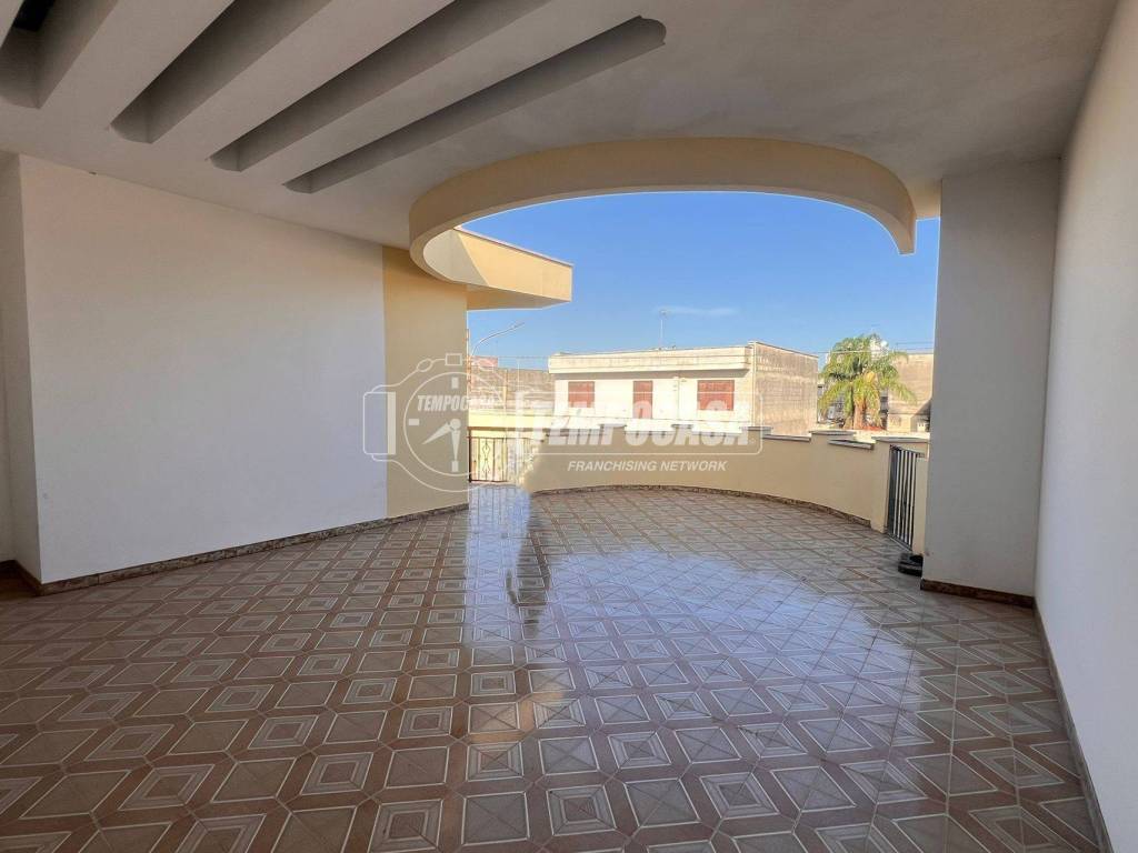 Casa indipendente a Castrignano de' greci in Via Giacomo Puccini 46 - Foto 2