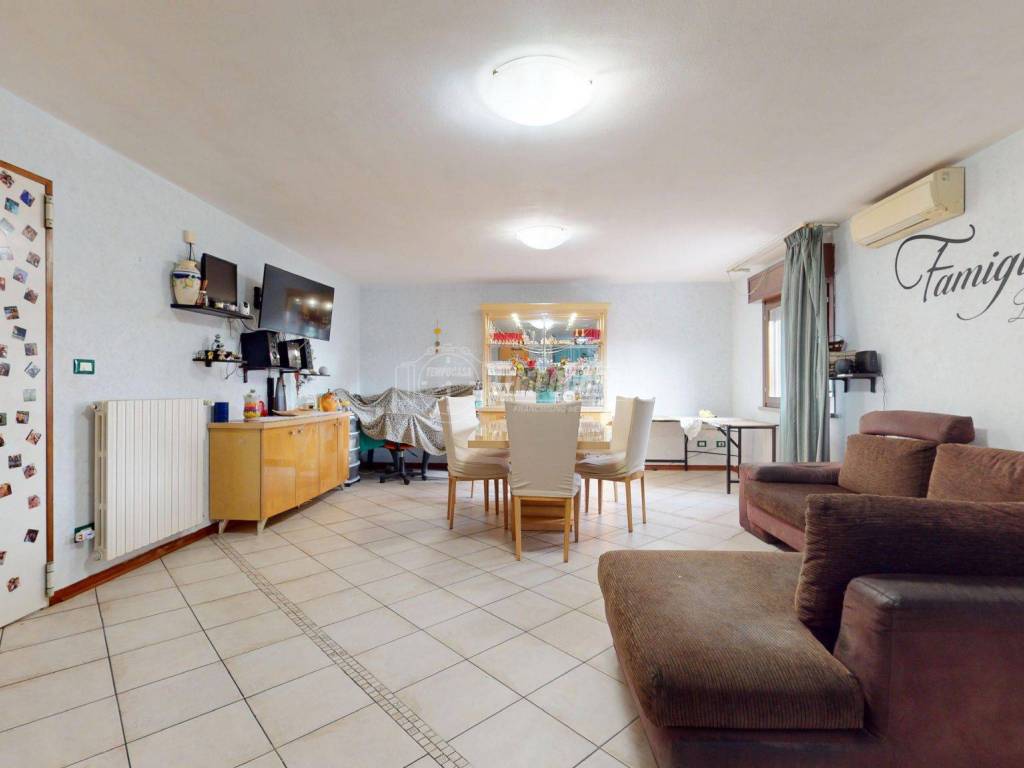 Appartamento a Reggio emilia in Via Giovanni Virginio Schiaparelli - Foto 5