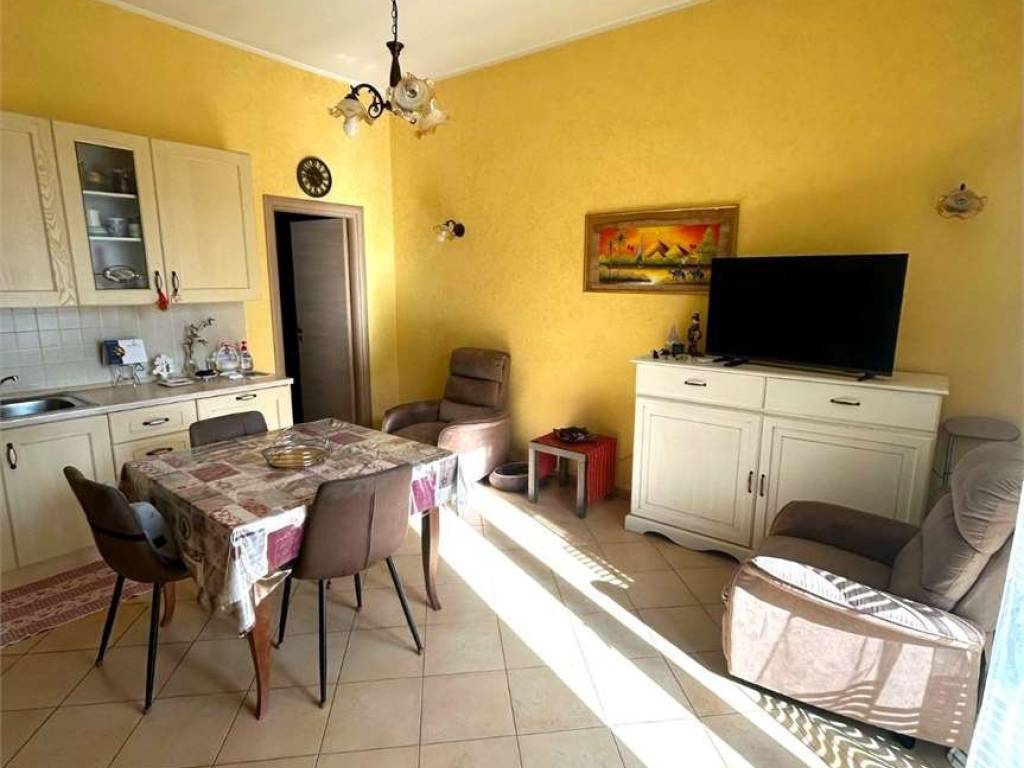 Appartamento a Brindisi in Via Aosta, 21 - Foto 2