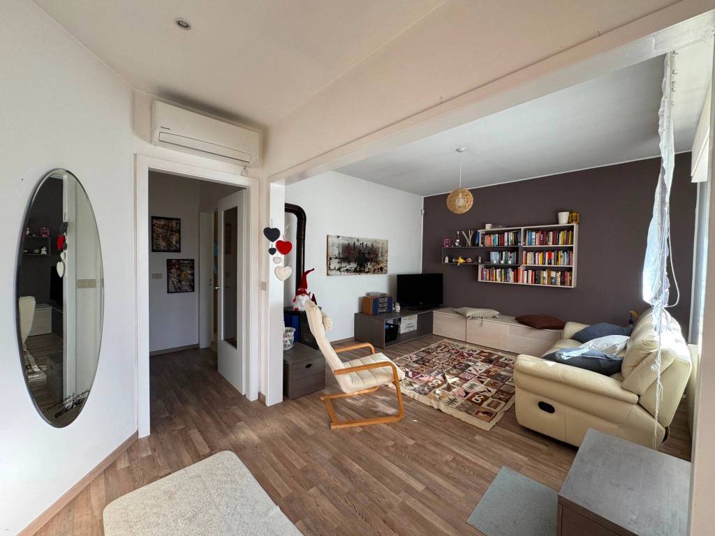 Villa a Tavagnacco in Via Vincenzo Gioberti, 5 - Foto 2