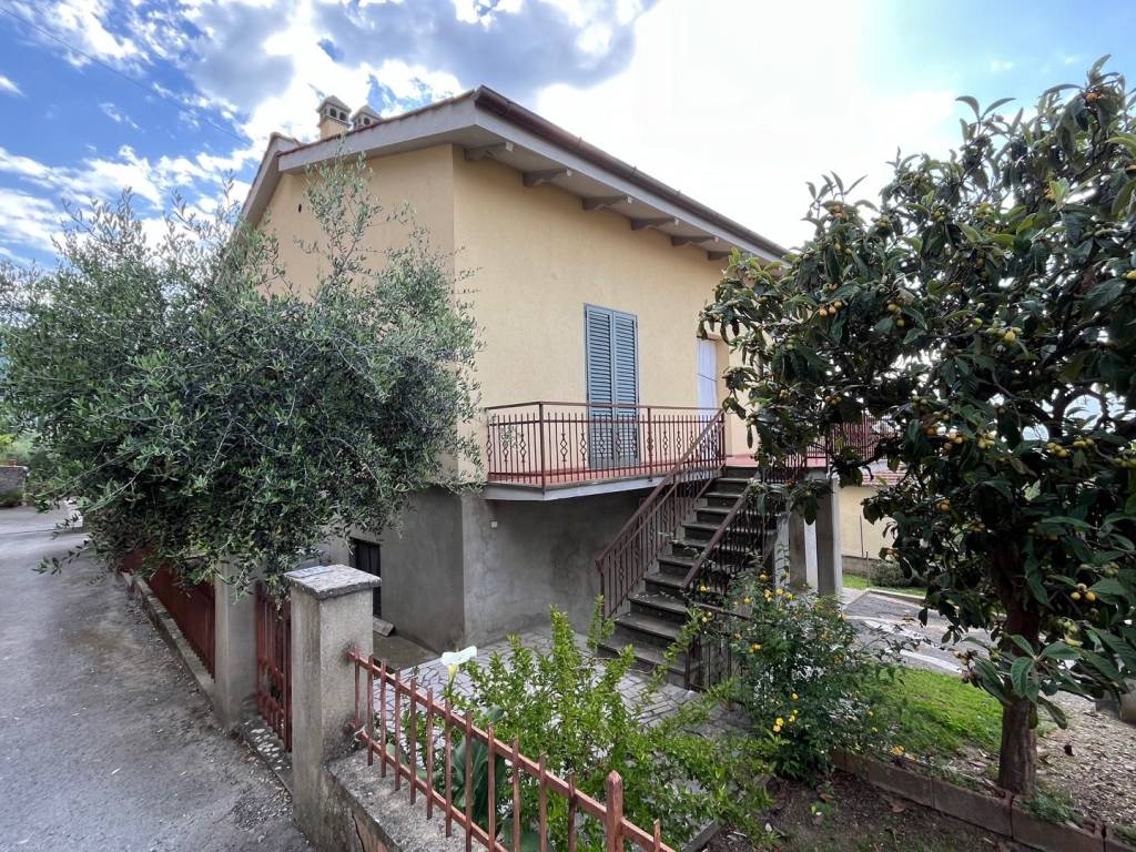 Villa a Cortona in Via Ugo Foscolo, 32 - Foto 4