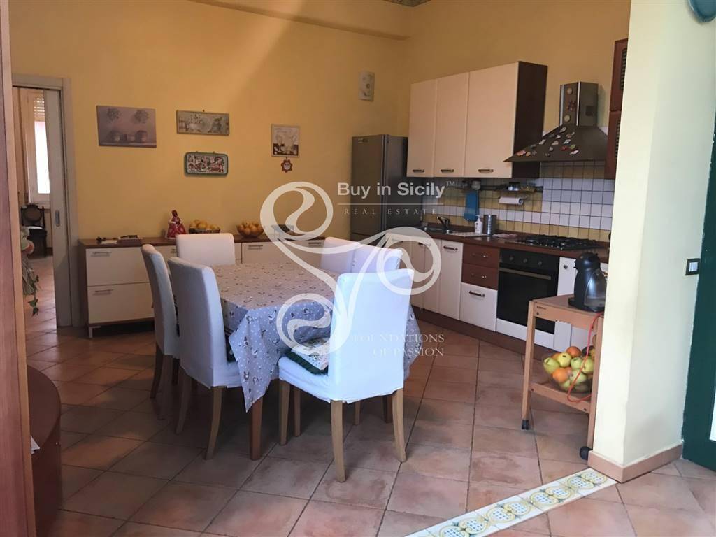 Casa indipendente a Acireale in Via Tomadio - Foto 3