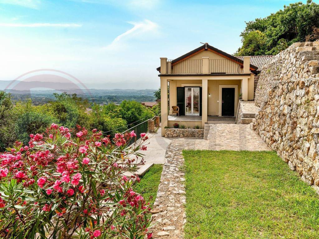 Rustico / casale a Arce in Via Costarelle, 41 - Foto 3