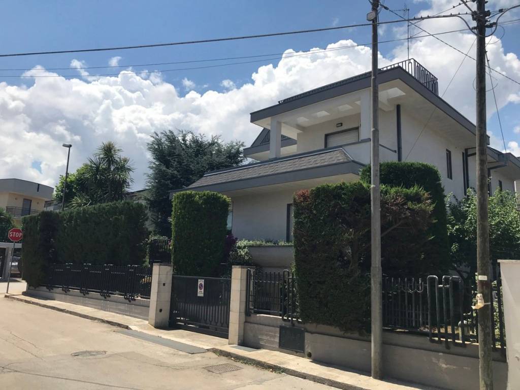 Villa a Cassano delle murge in Via Peucetia, nc - Foto 3