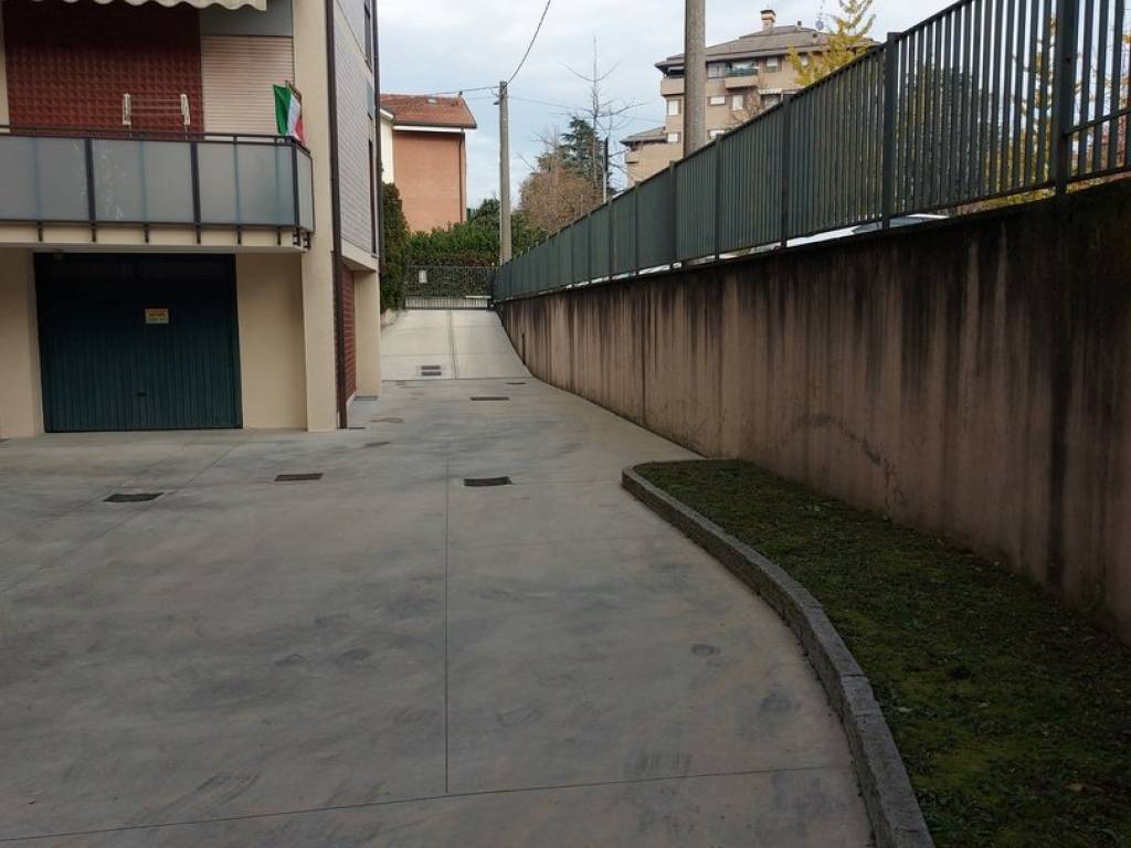 Box / garage a Monza in Via Carlo Meda, 43 - Foto 5