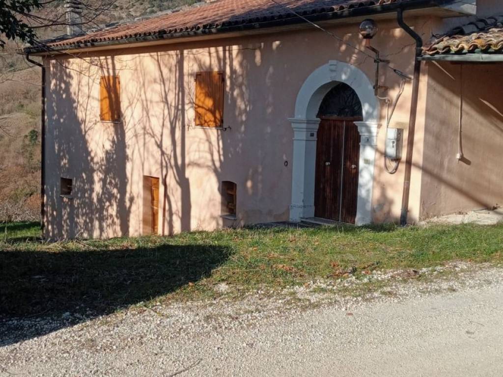 Rustico / casale a Genga in Località Serra - Foto 2