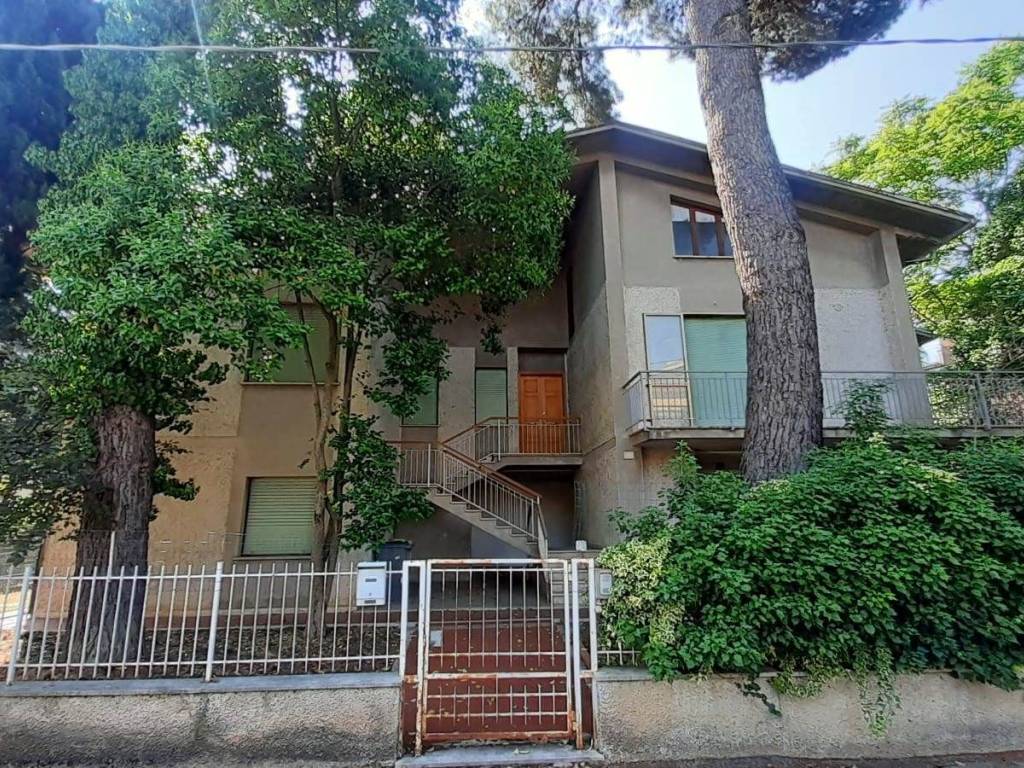 Villa a Foligno in Via Moncenisio - Foto 3