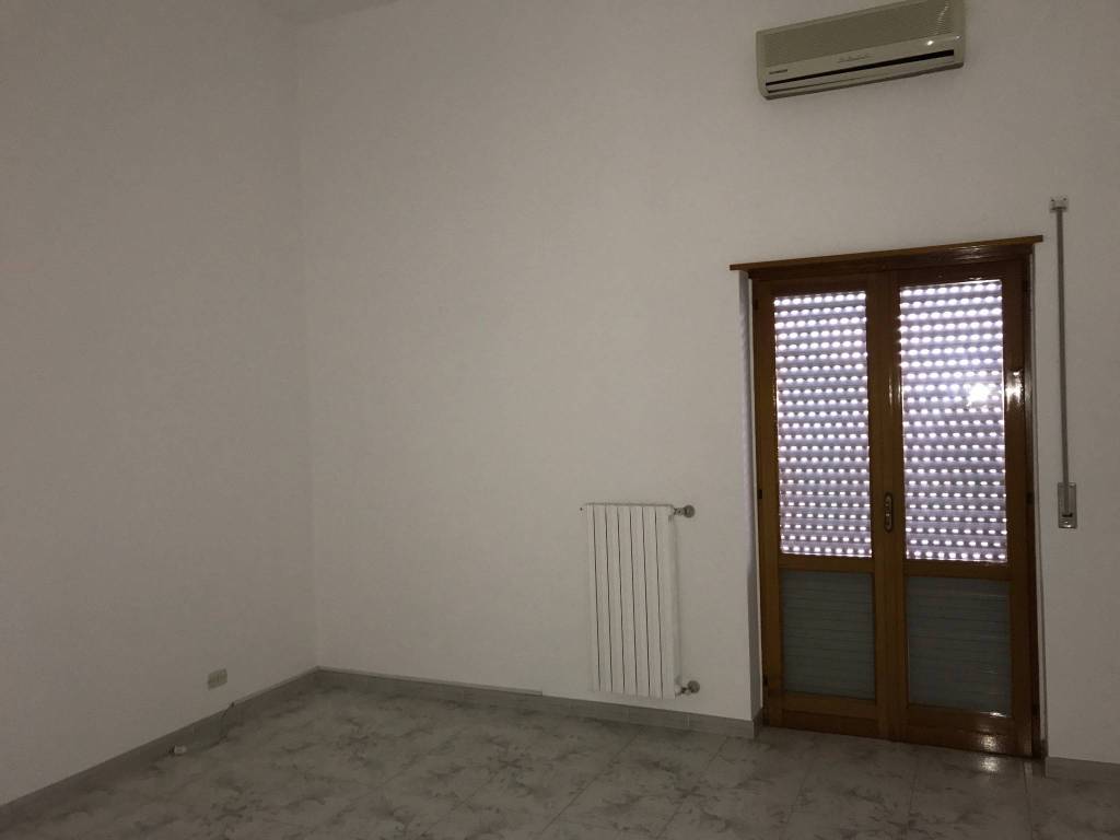 Appartamento a Ceglie messapica in Via Giuseppe Ungaretti - Foto 2