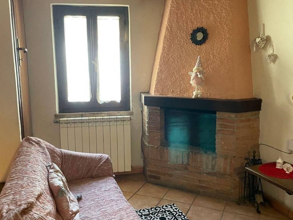 Appartamento a San casciano dei bagni in Via Giosuè Carducci - Foto 3