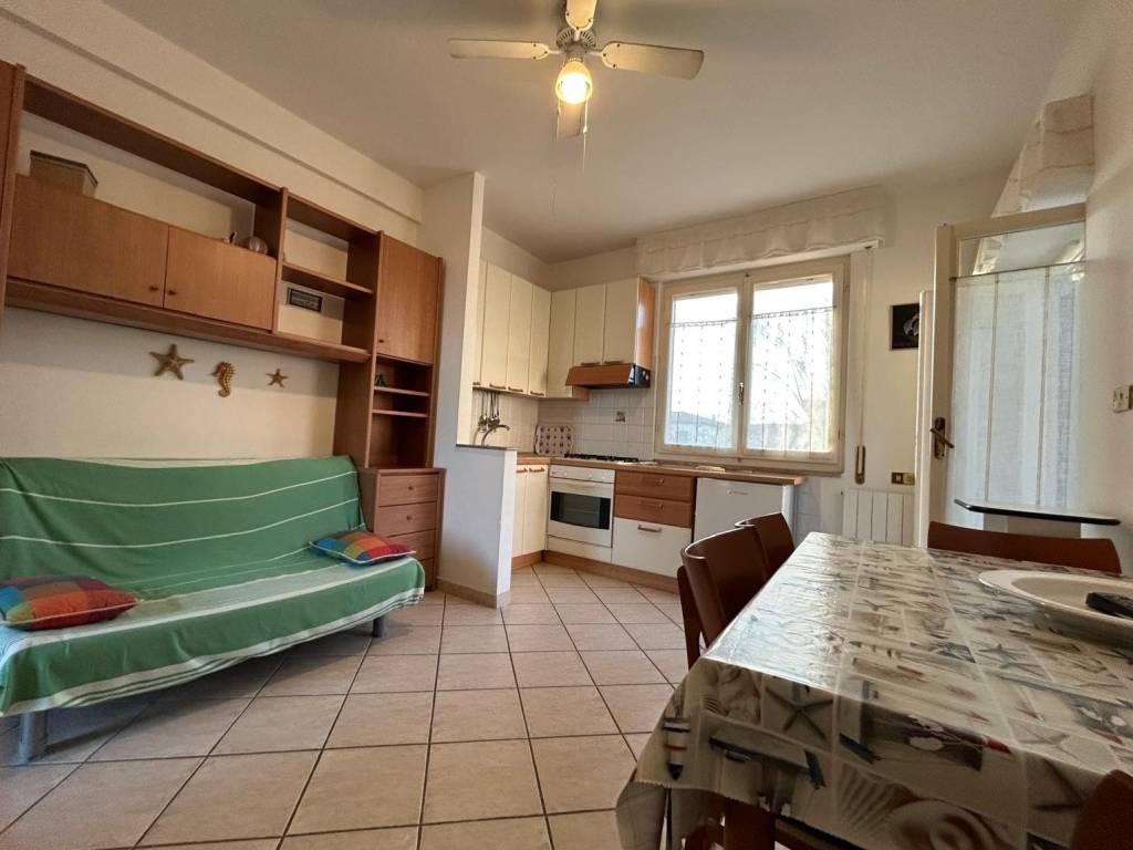 Appartamento a Follonica in Viale Italia, 234 - Foto 3