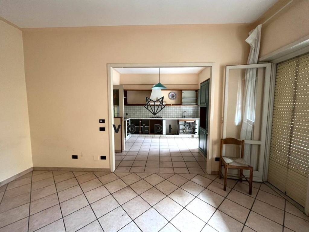 Appartamento a Spoleto in Viale Trento e Trieste - Foto 4