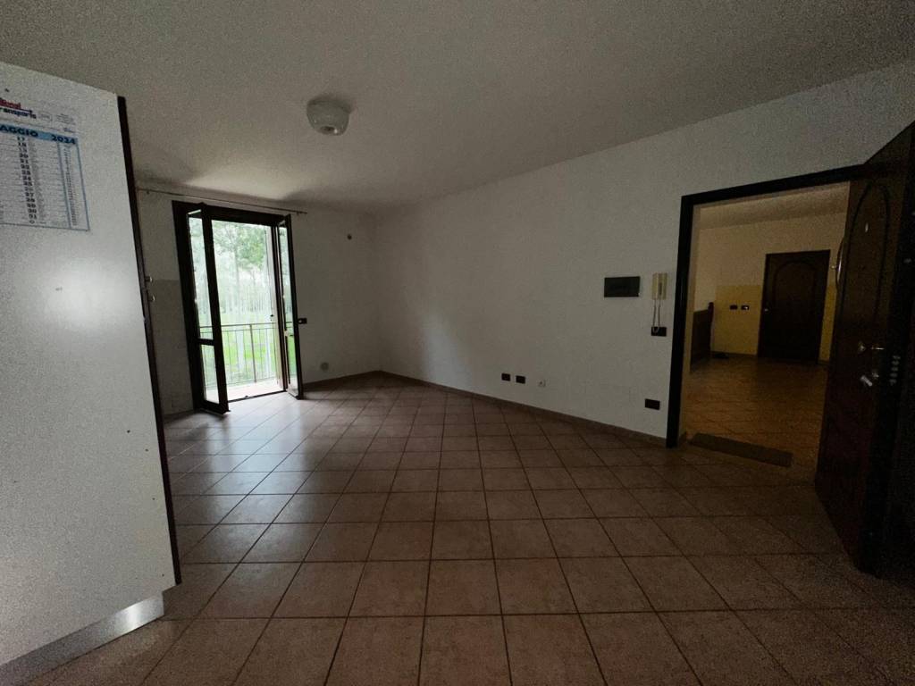 Appartamento a Dosolo in Via Giuseppe Verdi - Foto 2