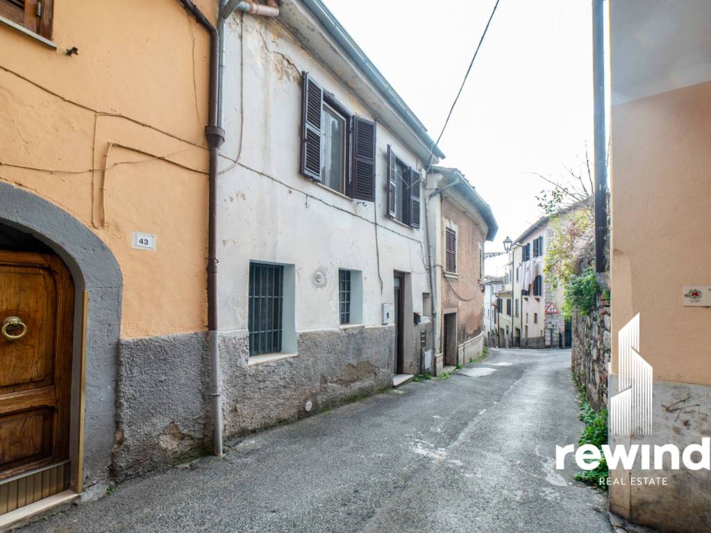 Appartamento a Alatri in Via della Trinità - Foto 3