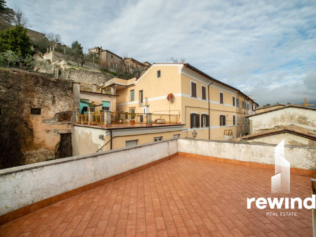 Appartamento a Alatri in Via della Trinità - Foto 4