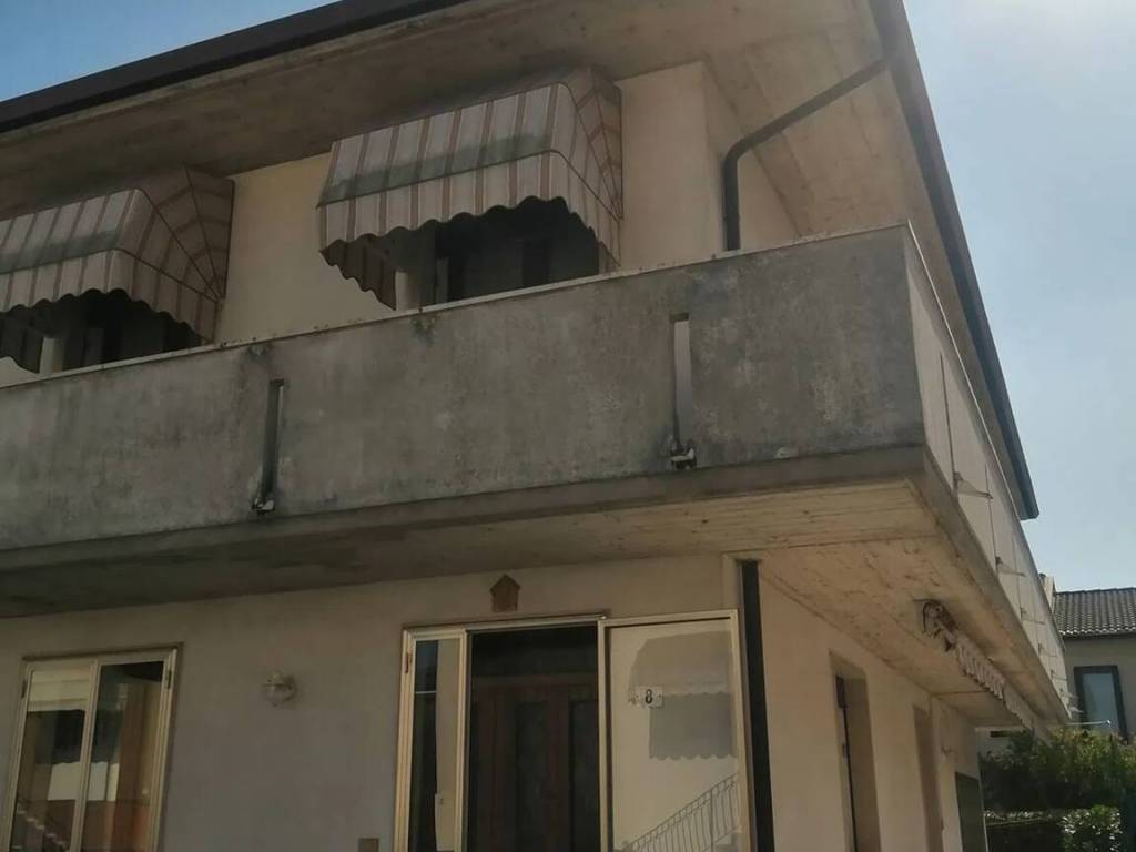 Villa a Legnago in Via Sabotino S.N.C. - Foto 4