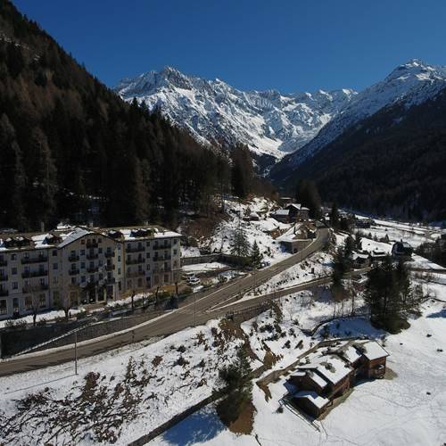 Appartamento a Ponte di legno in Via Trento, 19 - Foto 2